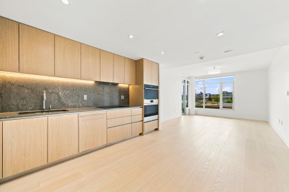 Photo 4 at 301 - 785 Harbour Way, Harbourside, North Vancouver