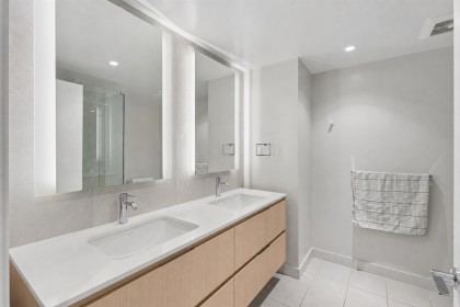 Photo 17 at 305 - 1500 Fern Street, Lynnmour, North Vancouver