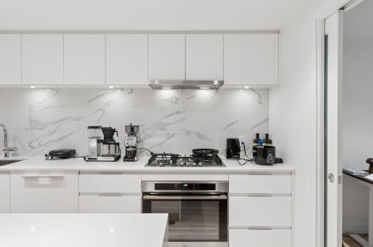 Photo 7 at 305 - 1500 Fern Street, Lynnmour, North Vancouver