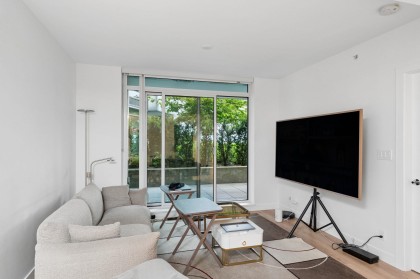 Photo 3 at 305 - 1500 Fern Street, Lynnmour, North Vancouver