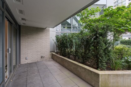 Photo 10 at 305 - 1500 Fern Street, Lynnmour, North Vancouver