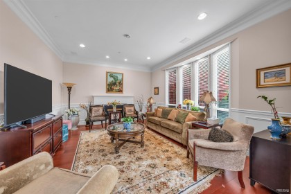 Photo 3 at 1285 W 47th Avenue, South Granville, Vancouver West