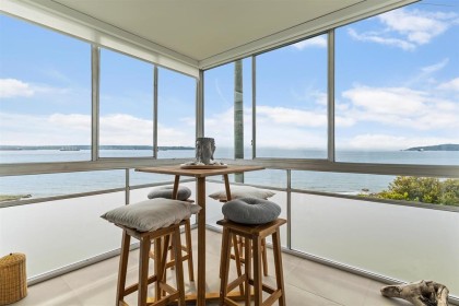 Photo 15 at 102 - 2246 Bellevue Avenue, Dundarave, West Vancouver