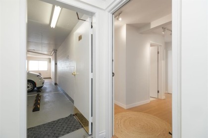 Photo 29 at 102 - 2246 Bellevue Avenue, Dundarave, West Vancouver
