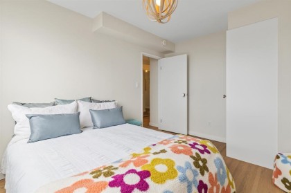 Photo 25 at 102 - 2246 Bellevue Avenue, Dundarave, West Vancouver