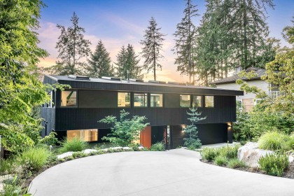 Photo 2 at 3823 Bayridge Avenue, Bayridge, West Vancouver