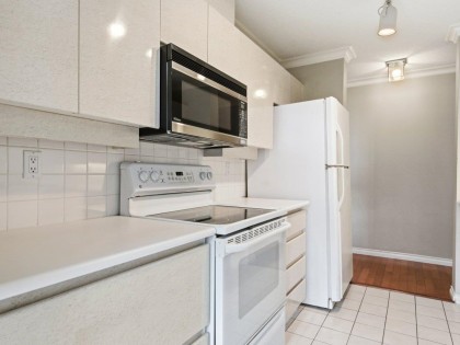 Photo 13 at 701 - 2288 Pine Street, Fairview VW, Vancouver West
