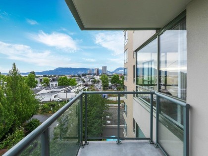 Photo 16 at 701 - 2288 Pine Street, Fairview VW, Vancouver West