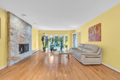 Photo 3 at 137 W Woodstock Avenue, Cambie, Vancouver West