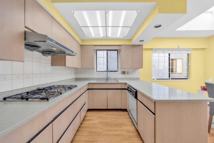 Photo 9 at 137 W Woodstock Avenue, Cambie, Vancouver West
