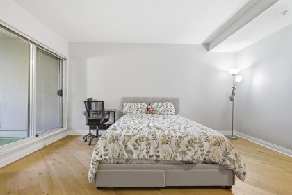 Photo 8 at 105 - 5735 Hampton Place, University VW, Vancouver West