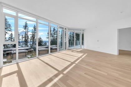 Photo 4 at 403 - 3963 Uplands Way, Cypress Park Estates, West Vancouver