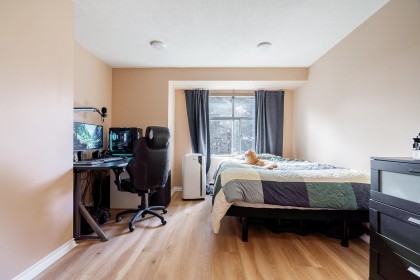 Photo 12 at 42 - 900 W 17th Street, Mosquito Creek, North Vancouver