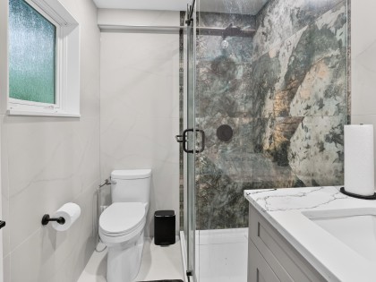 Photo 18 at 3570 Lonsdale Avenue, Upper Lonsdale, North Vancouver