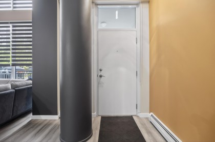 Photo 12 at 112 W 1st Avenue, False Creek, Vancouver West