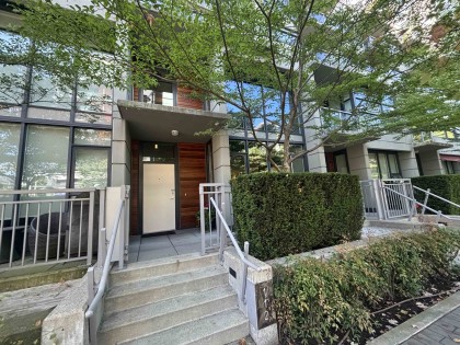 Photo 1 at 112 W 1st Avenue, False Creek, Vancouver West