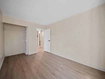 Photo 12 at 402 - 2211 W 2nd Avenue, Kitsilano, Vancouver West