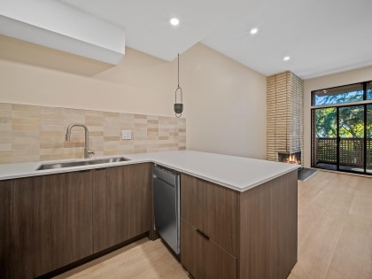 Photo 7 at 402 - 2211 W 2nd Avenue, Kitsilano, Vancouver West