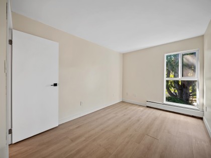 Photo 11 at 402 - 2211 W 2nd Avenue, Kitsilano, Vancouver West