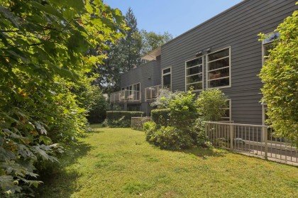 Photo 33 at 204 - 2832 Capilano Road, Capilano NV, North Vancouver