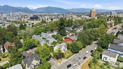 Photo 3 at 93 W 12th Avenue, Mount Pleasant VW, Vancouver West