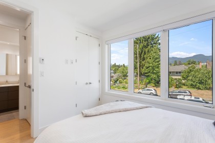 Photo 25 at 609 E 4th Street, Queensbury, North Vancouver