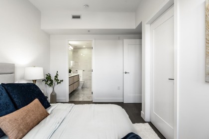 Photo 17 at 302 - 488 W 58th Avenue, South Cambie, Vancouver West