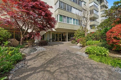 Photo 22 at 212 - 1425 Esquimalt Avenue, Ambleside, West Vancouver