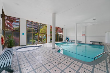 Photo 18 at 212 - 1425 Esquimalt Avenue, Ambleside, West Vancouver