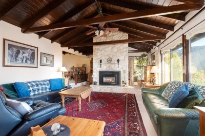 Photo 12 at 560 Craigmohr Drive, Glenmore, West Vancouver