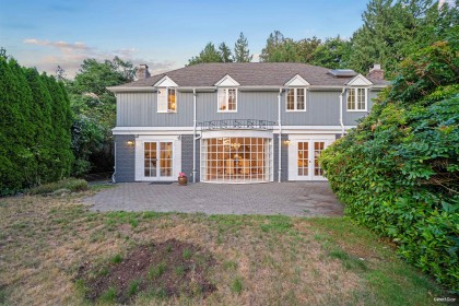 Photo 2 at 5384 Kew Cliff Road, Caulfeild, West Vancouver