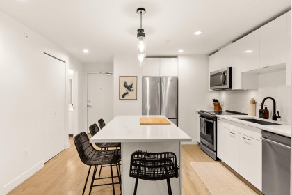 Photo 8 at 103 - 719 W 3rd Street, Harbourside, North Vancouver
