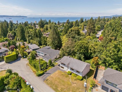 Photo 6 at 1768 Ottawa Place, Ambleside, West Vancouver