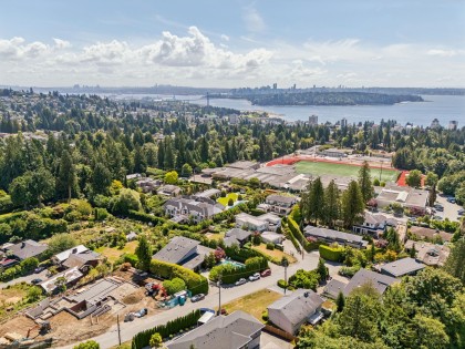 Photo 10 at 1768 Ottawa Place, Ambleside, West Vancouver