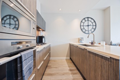 Photo 7 at 806 - 1633 Ontario Street, False Creek, Vancouver West