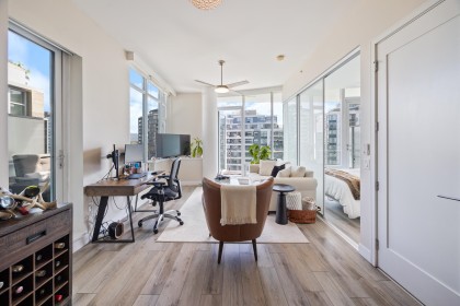 Photo 11 at 806 - 1633 Ontario Street, False Creek, Vancouver West