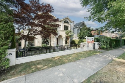 Photo 2 at 4077 W 13th Avenue, Point Grey, Vancouver West