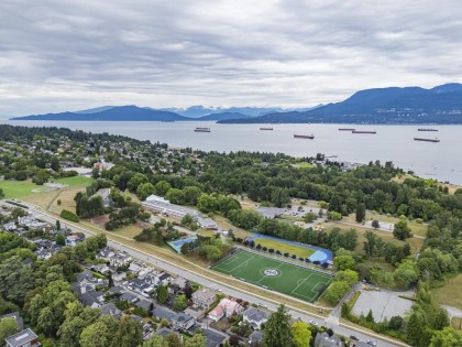 Photo 37 at 4077 W 13th Avenue, Point Grey, Vancouver West