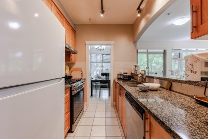 Photo 9 at 209 - 4885 Valley Drive, Quilchena, Vancouver West