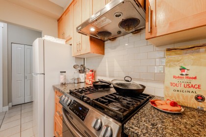 Photo 10 at 209 - 4885 Valley Drive, Quilchena, Vancouver West