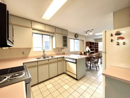 Photo 21 at 937 W 18th Avenue, Cambie, Vancouver West