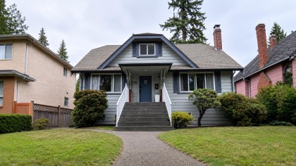 Photo 1 at 3885 W 35th Avenue, Dunbar, Vancouver West