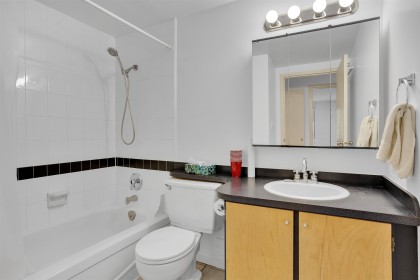 Photo 12 at 303 - 150 E 15th Street, Central Lonsdale, North Vancouver