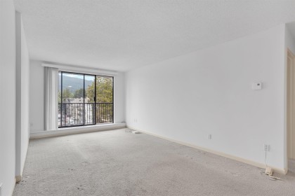 Photo 5 at 303 - 150 E 15th Street, Central Lonsdale, North Vancouver