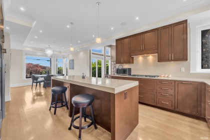 Photo 17 at 1139 Esquimalt Avenue, Ambleside, West Vancouver