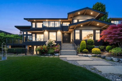 Photo 1 at 1139 Esquimalt Avenue, Ambleside, West Vancouver