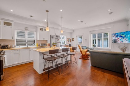 Photo 9 at 3288 W 32nd Avenue, MacKenzie Heights, Vancouver West