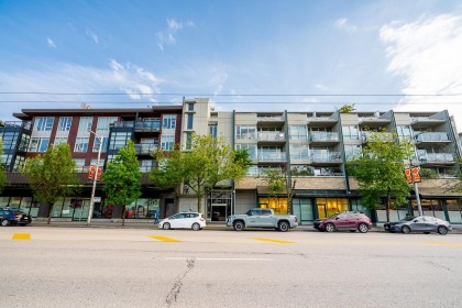 Photo 2 at 409 - 1680 W 4th Avenue, False Creek, Vancouver West