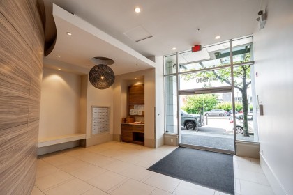 Photo 6 at 409 - 1680 W 4th Avenue, False Creek, Vancouver West