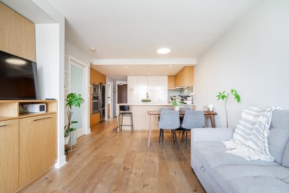 Photo 17 at 409 - 1680 W 4th Avenue, False Creek, Vancouver West
